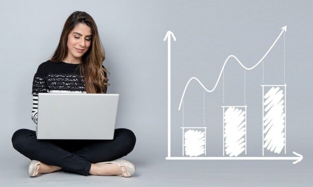 A Growing Demographic in Sportsbook Players: Female Sports Bettors
